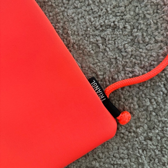 Triangl Neon String Backpack in Neoprene - Picture 2 of 2